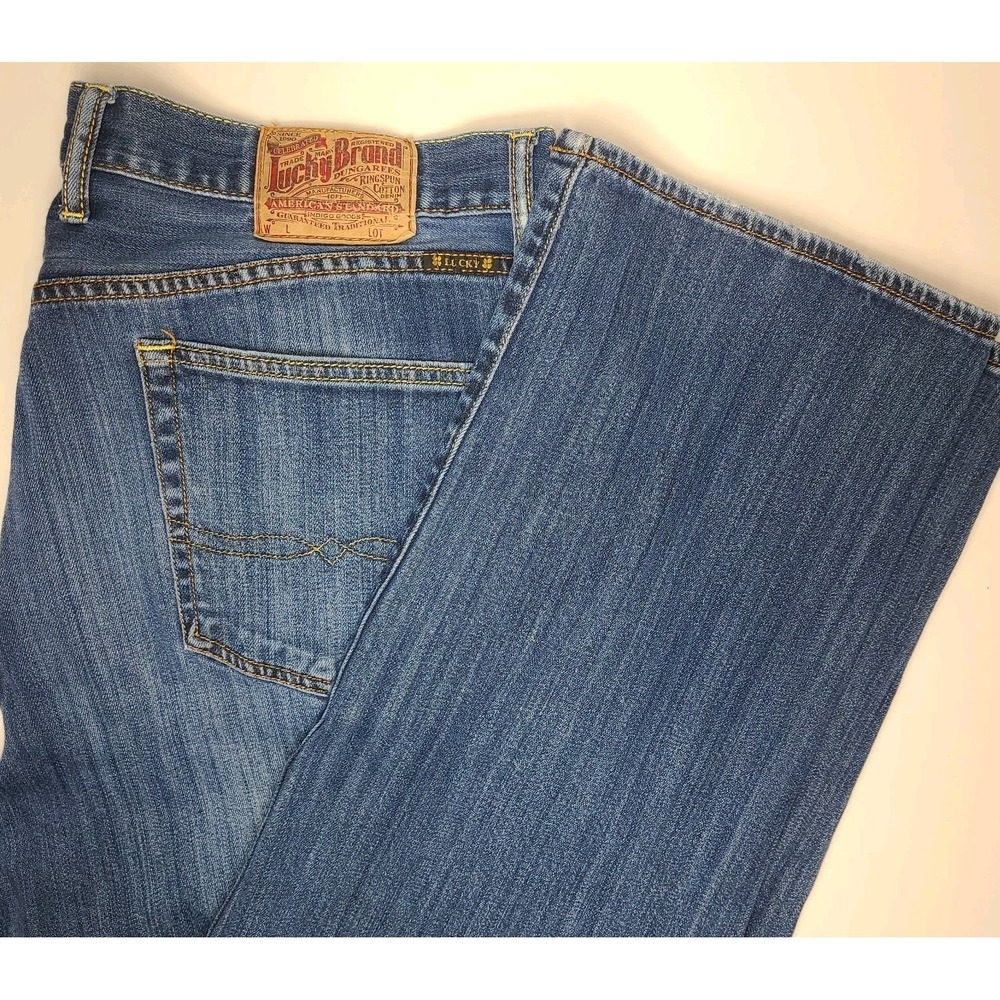 Lucky Brand Mens Jeans 38x33 Straight Fit Blue Denim Stretch Classic Casual